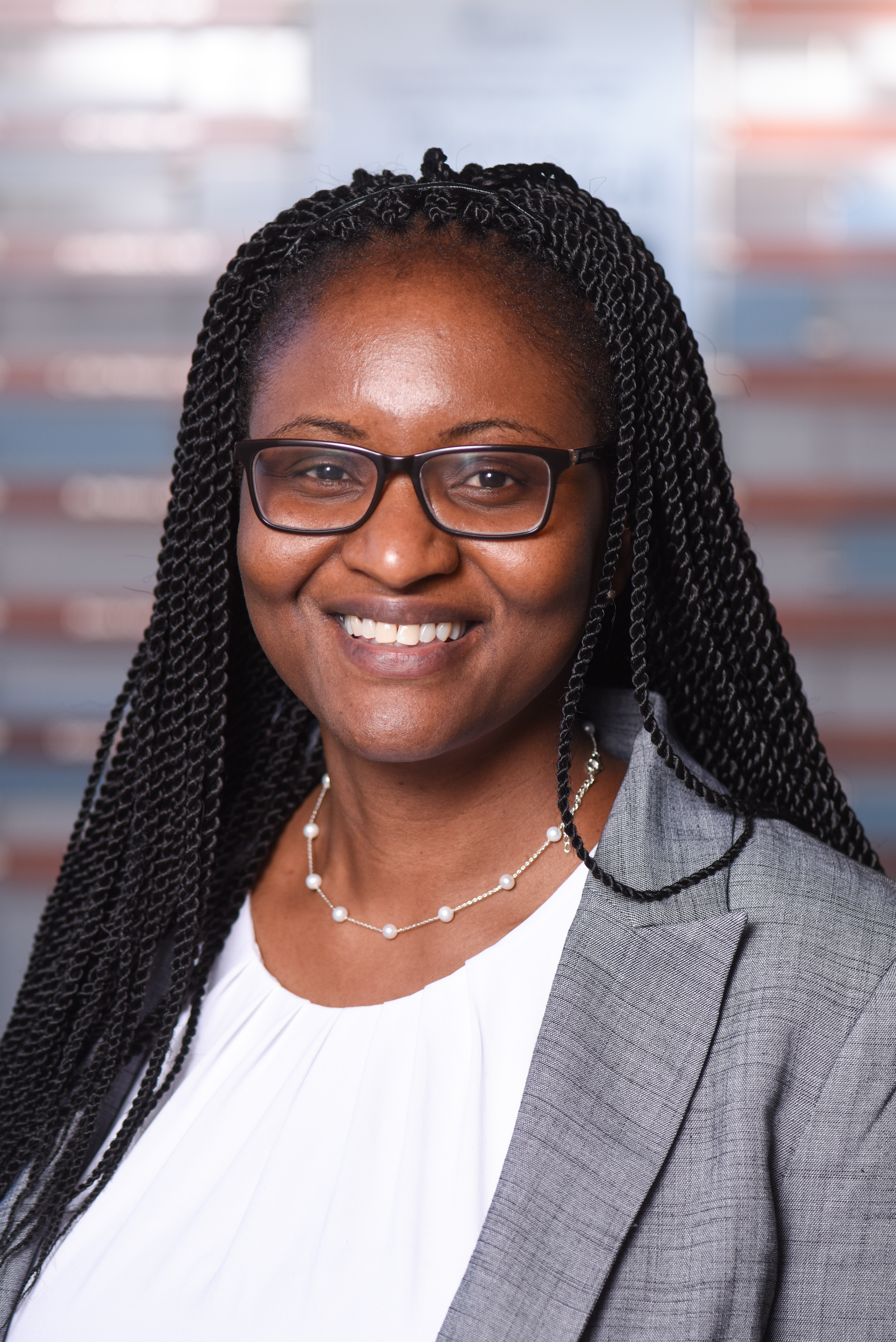 Agnes Asiedu pediatric hospitalist head shot photo